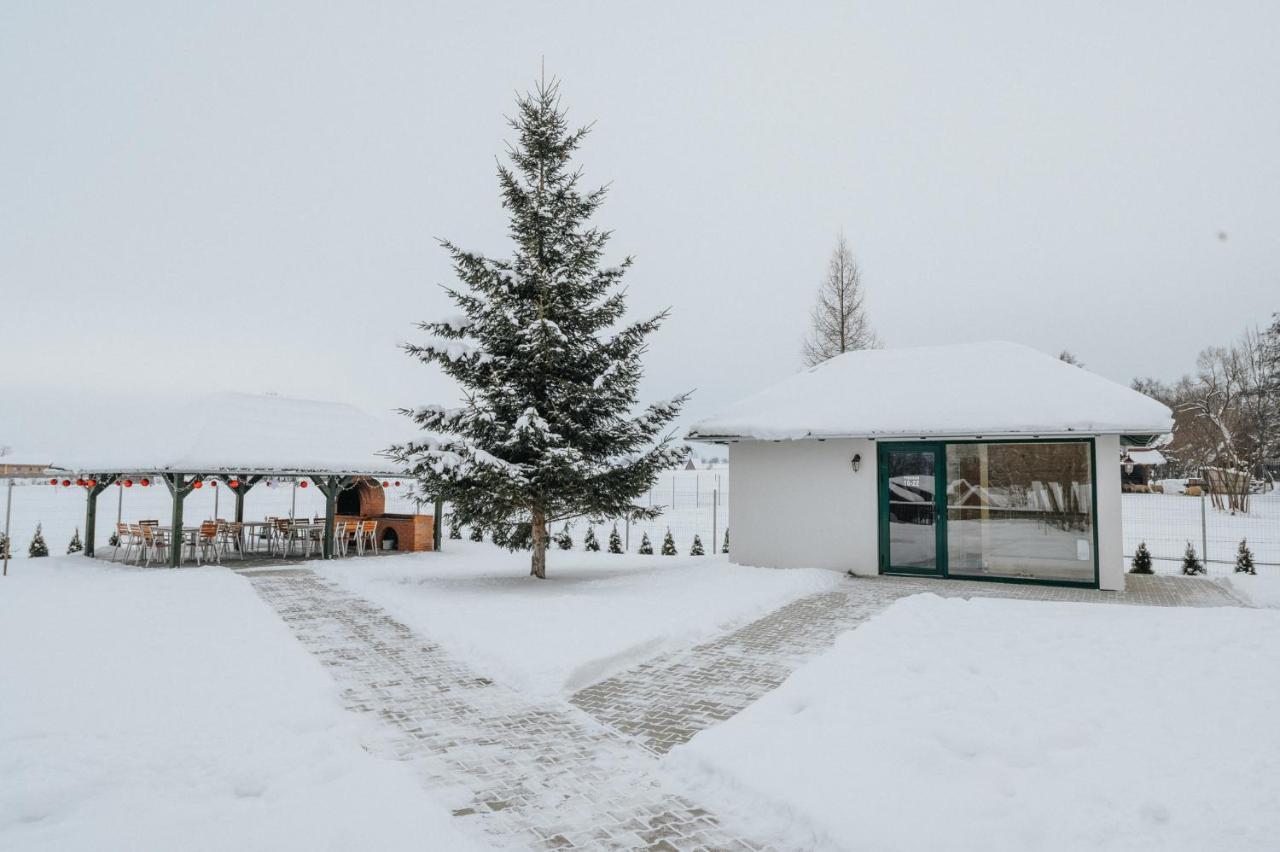 Bed and Breakfast Kadarhaz Vlahita Exterior foto